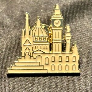 Rare Burberry Big Ben Pin Collectible Pin Accessory Brand New!